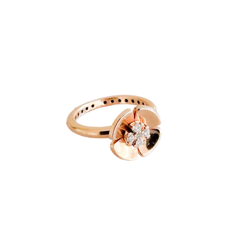 Rose gold flower ring by Gioielliamo
